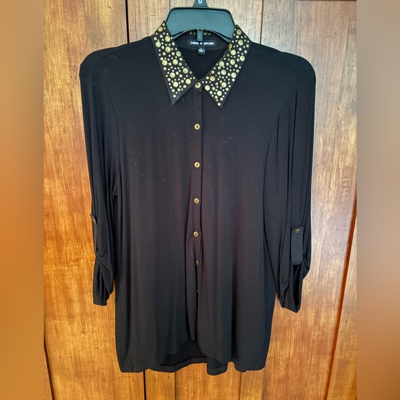 Cable & Gauge Black Button-Down Shirt with Gold Studded Collar - Picture 1 of 4